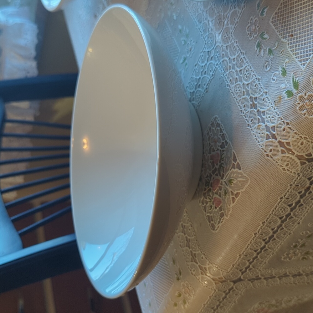 Perfect condition world market ceramic serving bowl